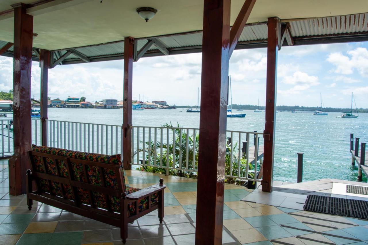 Hotel Los Balcones Over Seas Bocas Town Bagian luar foto