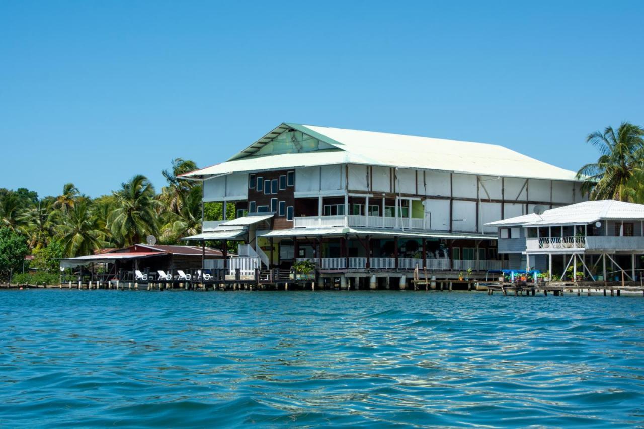 Hotel Los Balcones Over Seas Bocas Town Bagian luar foto