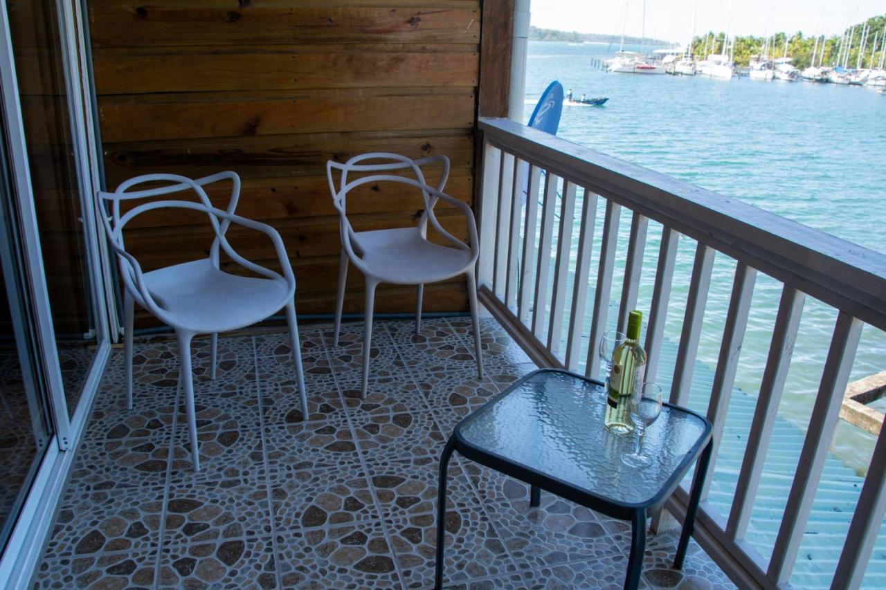 Hotel Los Balcones Over Seas Bocas Town Bagian luar foto
