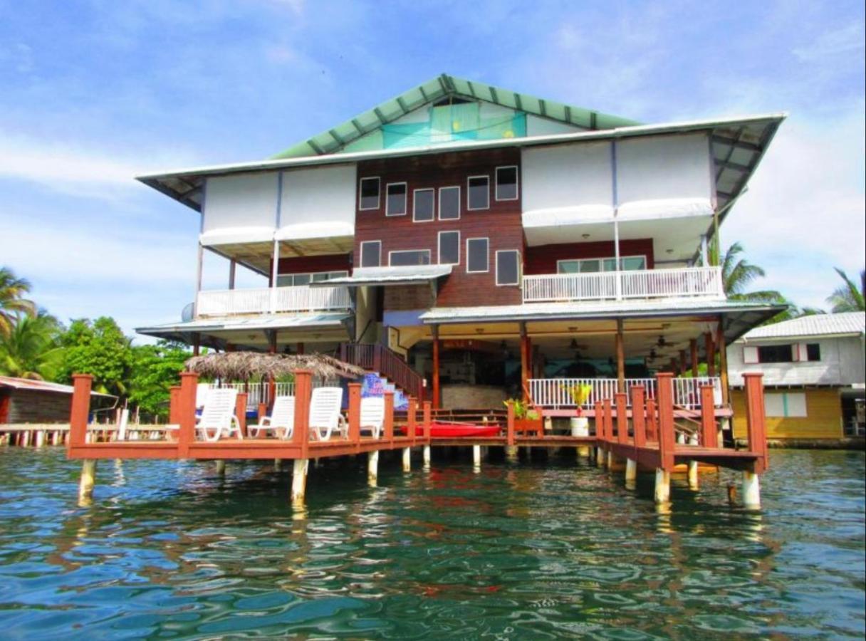 Hotel Los Balcones Over Seas Bocas Town Bagian luar foto