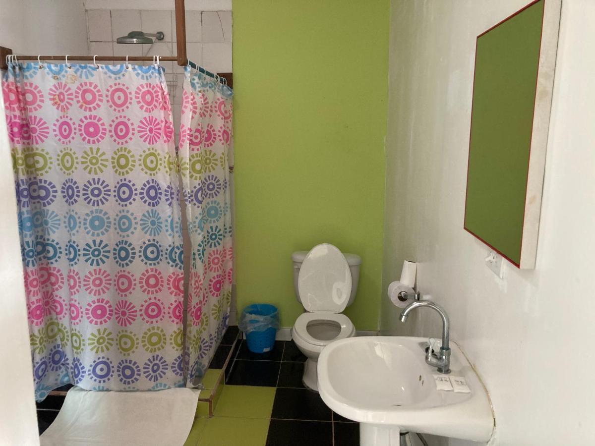 Hotel Los Balcones Over Seas Bocas Town Bagian luar foto